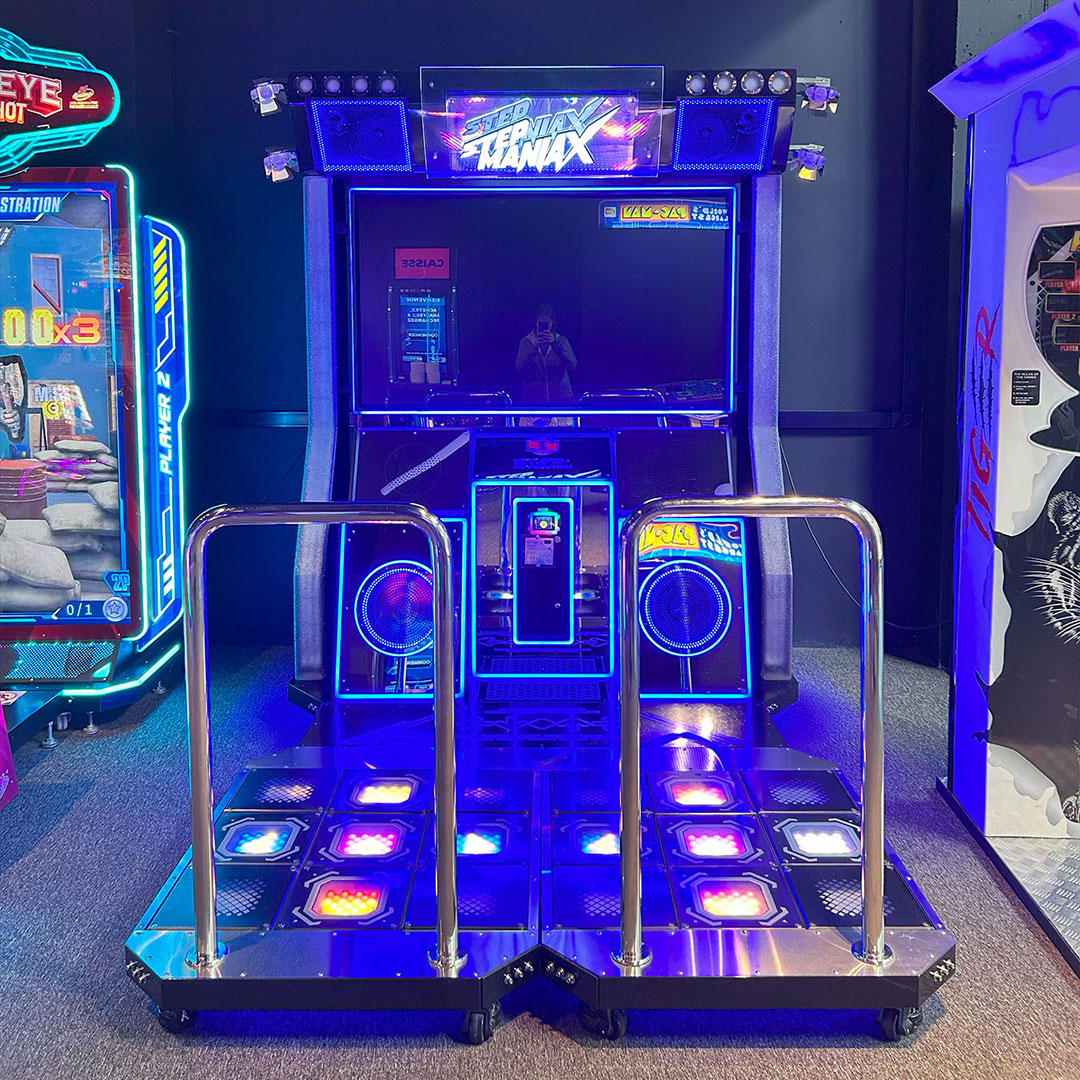 StepMania DX d’occasion – Borne d’arcade de danse professionnelle
