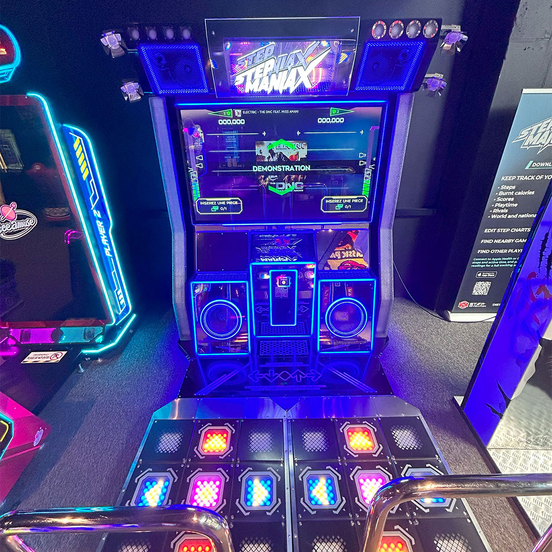 StepMania DX d’occasion – Borne d’arcade de danse professionnelle
